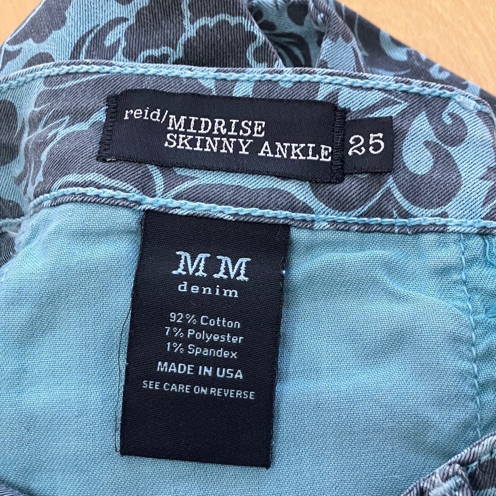 Miss Me Blue and Black Floral-Print Jeans - Picture 4 of 4
